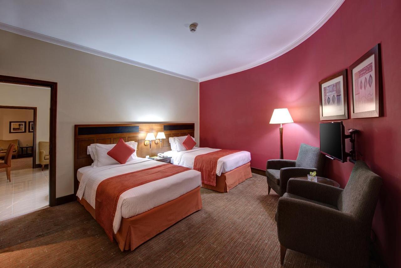 J5 Rimal Hotel Apartments Dubai Eksteriør billede